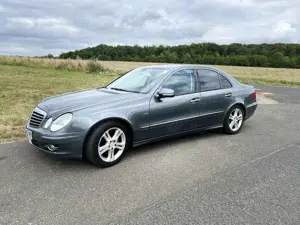 Mercedes-Benz E 230 E 230 (211.052)