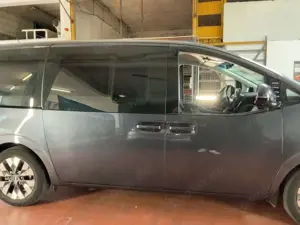 Hyundai STARIA 2.2 CRDi Signature 4X4 Bild 5