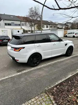 Land Rover Range Rover Sport Range Rover D250 HSE Vollausstattung Panorama Luft Bild 4