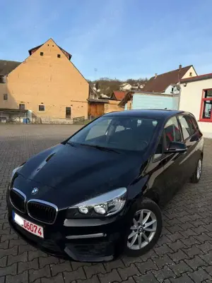 BMW 216 i 2 GranTourer,Navi,Spurhalte Assistent Paket Bild 3