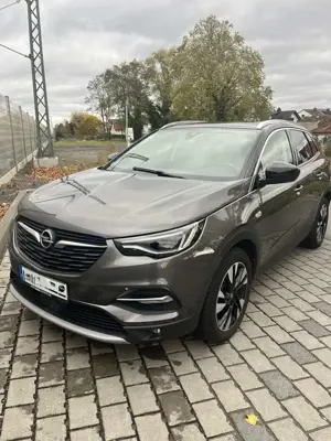 Opel Grandland X 120 Jahre