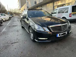 Mercedes-Benz E 250 T BlueEFFICIENCY 7G-TRONIC Avantgarde Bild 2