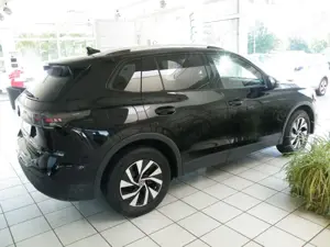 Volkswagen Tiguan 1.5 eTSI 110 kW Life Klima Navi Rückfahrkamera Bild 3