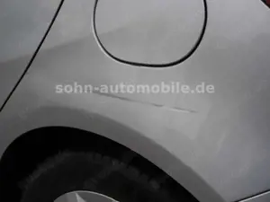Mercedes-Benz A 180 BlueEfficiency AUTOMATIK/Leder/Navi/Kamera Bild 4