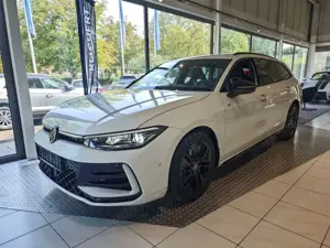 Volkswagen Passat Variant Passat R-Line Black Style DSG #AHK #DCC #Head-UP