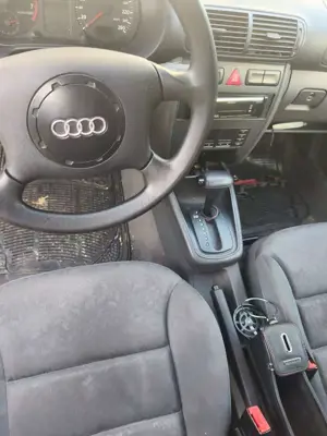 Audi A3 1.8 Bild 5