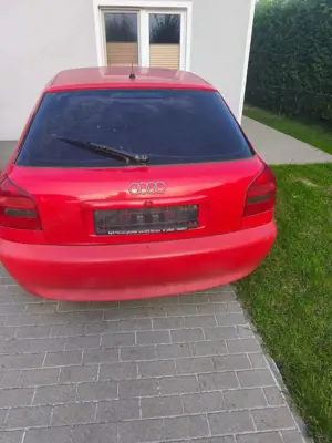 Audi A3 1.8 Bild 2