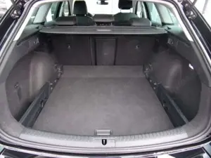 SEAT Leon LEON SPORTSTOURER FR 2.0 TDI DSG AHK NAVI KAMERA Bild 3