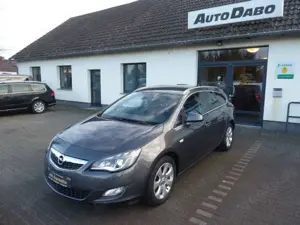 Opel Astra J Sports Tourer Innovation