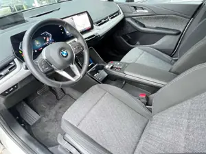 BMW 218 i adap.LED ACC HeadUp Komfort ParkenPlus Active T Bild 5