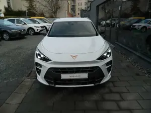 CUPRA Terramar 1.5 eTSI DSG Sitzheiz/AHK/EdgeP/IntelligentD L/Dig Bild 2