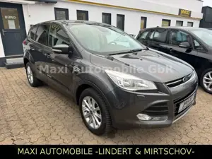 Ford Kuga Titanium 4X4-1 HAND-NAV-AHK-KAMERA