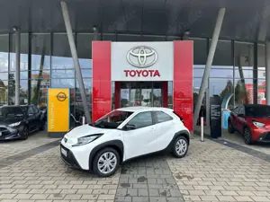 Toyota Aygo X 1,0 Business Edition, APPLE CARPL, KAMERA