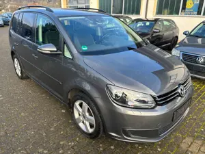 Volkswagen Touran Life 1.6 TDI DPF Kamera Klima Alu PDC AHK ZV SHZ