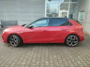 Opel Astra L Lim. 5-trg. GS Line Plug-in-Hybrid Bild 4