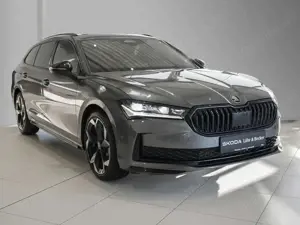 Skoda Superb Combi Sportline 2,0TDI 142kW DSG 4x4 Bild 3