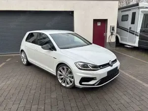 Volkswagen Golf R R 4Motion -1. Hand  VW scheckheft PerformancePaket