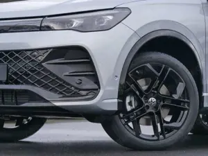 Volkswagen Tiguan R-Line 2,0 l TDI SCR 4MOTION 142 kW (193 Bild 5