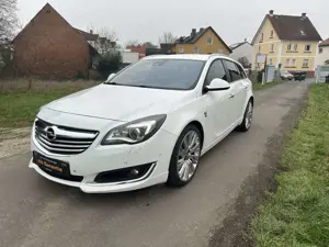 Opel Insignia Sport*OPC-Line*1.Hand*SHZ*Kamera*PDC*Xeno*GARANTIE