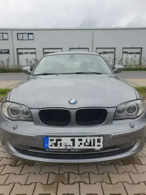 BMW 118 118i Bild 2