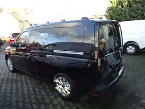 Ford Tourneo Connect L2 Automatik TITANIUM *Fahrerassistenz-Paket 3* Bild 5
