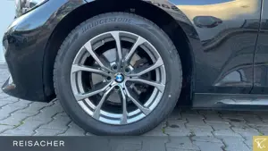BMW 320 d A Tou M Sport,LCProf.AHK,ACC,RFK Bild 3