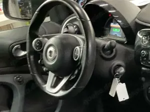 smart forTwo Cabrio,Passion,  1.Hd, 22KW, Navi inkl. Mwst. Bild 4