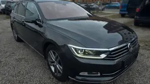 Volkswagen Passat Variant Highline  LED Nav Matrix Bild 2