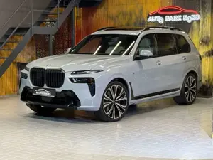 BMW X7 xDrive 40d M Sport KRISTALL~AUTOBAHN~SKY~23"