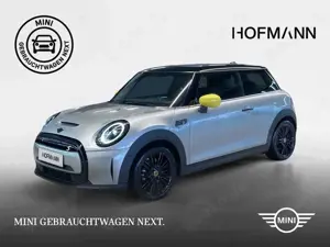 MINI Cooper SE Electric Trim