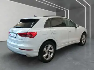 Audi Q3 35 TFSI advanced S tronic AHK*RFK*ACC*NAV*SHZ Bild 3
