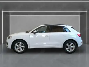Audi Q3 35 TFSI advanced S tronic AHK*RFK*ACC*NAV*SHZ Bild 4