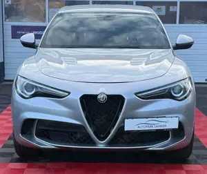 Alfa Romeo Stelvio Bild 2