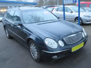 Mercedes-Benz E 200 E 200 T Kompressor (211.242)