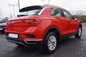 Volkswagen T-Roc 1.5 TSI DSG LED ACC Android Apple PDC DAB Bild 5