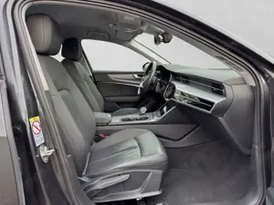 Audi A6 40 TDI STANDHZG HuD LEDER Bild 4