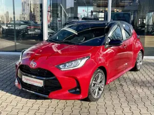 Toyota Yaris Hybrid 130 1.5 VVT-i Style Plus Bild 2