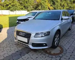 Audi A4 Avant Attraction Fahrbereit