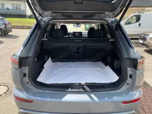 Mitsubishi Outlander 2.4L PHEV TOP Bild 5