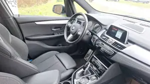 BMW 218 218i Active Tourer Aut. M Sport Bild 5