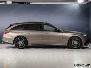 Mercedes-Benz E 300 E 300 T de 4M AMG Night/Pano/LED/AHK/360°/Distro Bild 4