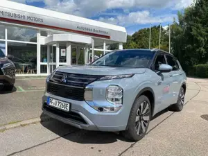 Mitsubishi Outlander 2.4L PHEV TOP