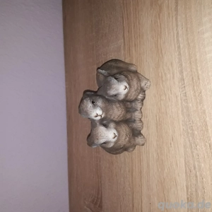3 sitzende Osterhasen dunkelbraun  