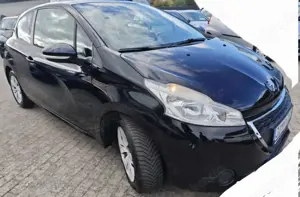 Peugeot 208 208 82 VTI Bild 2