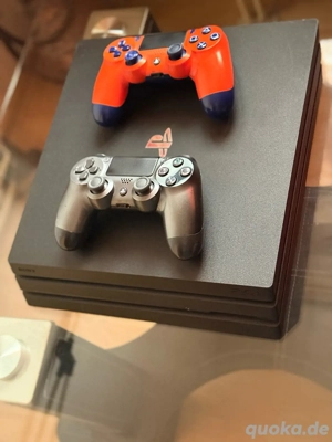 PS4 Pro 1TB Komplettset + Spiele   2 Controller   gewartet