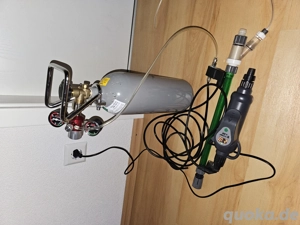Neuwertige Co2 Anlage mit 2kg Flasche nachfüllbar