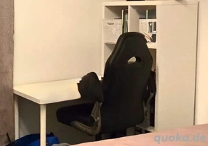 Ikea Schreibtisch + Gaming Stuhl