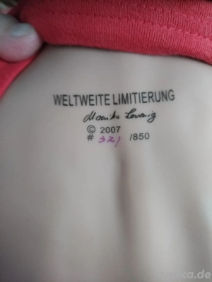 Puppe mit Zertifikat Bild 2