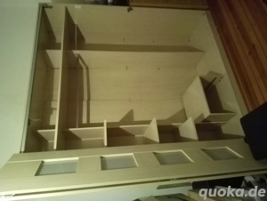 gebrauchter Wandschrank mit Schiebetüren