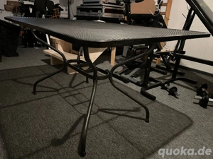Stabiler Gusseiserner Gartentisch mit 4 Stühlen anthrazit   wetterfest & zeitlos neutral